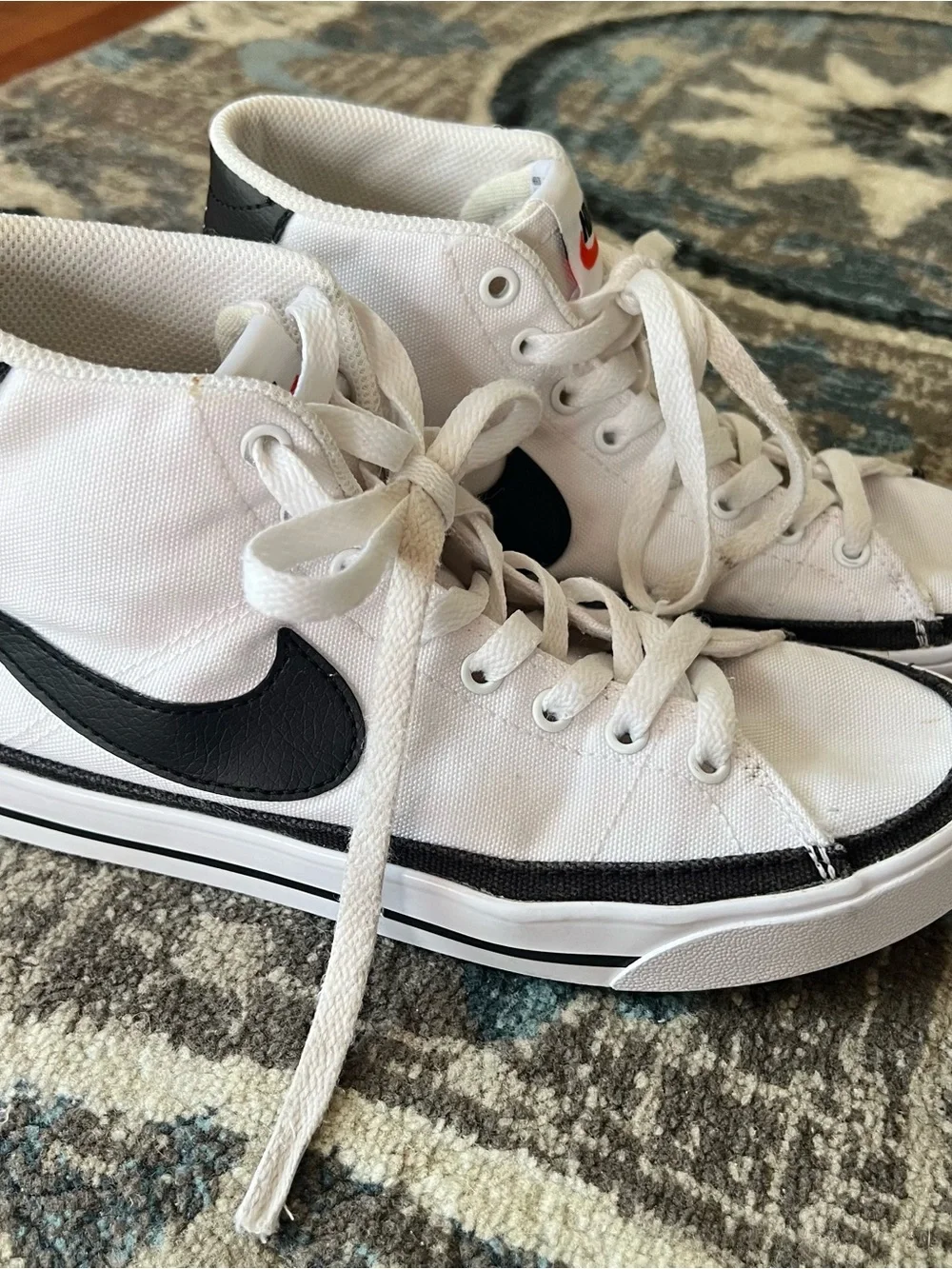 Nike White High-Top Sneakers with Black Swoosh and Accent size 6.5